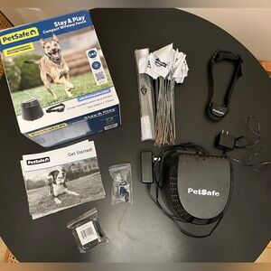 PetSafe Stay & Play Compact Wireless Fence System